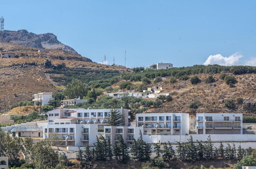 Damnoni Bay Hotel Екстериор снимка