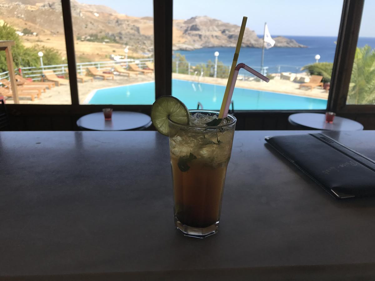 Damnoni Bay Hotel Екстериор снимка