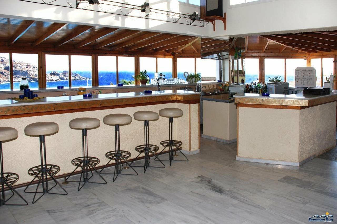 Damnoni Bay Hotel Екстериор снимка